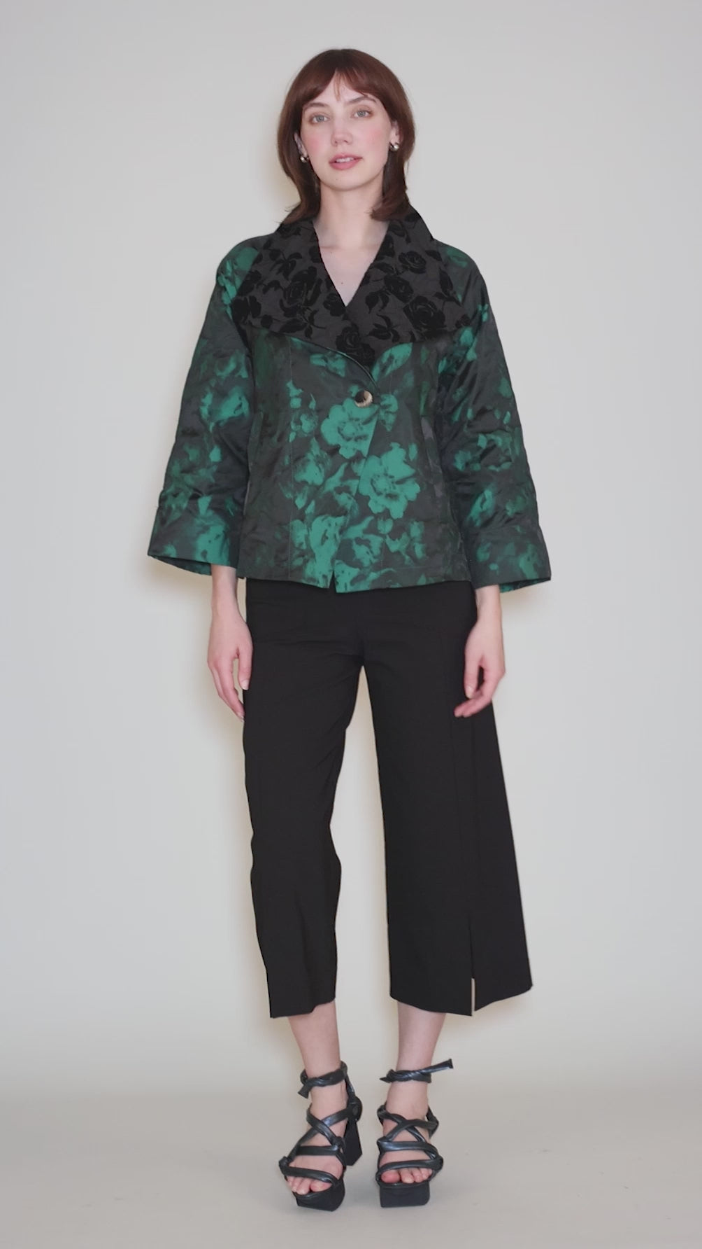 Rose Splendor Jacket, Emerald Angle 5
