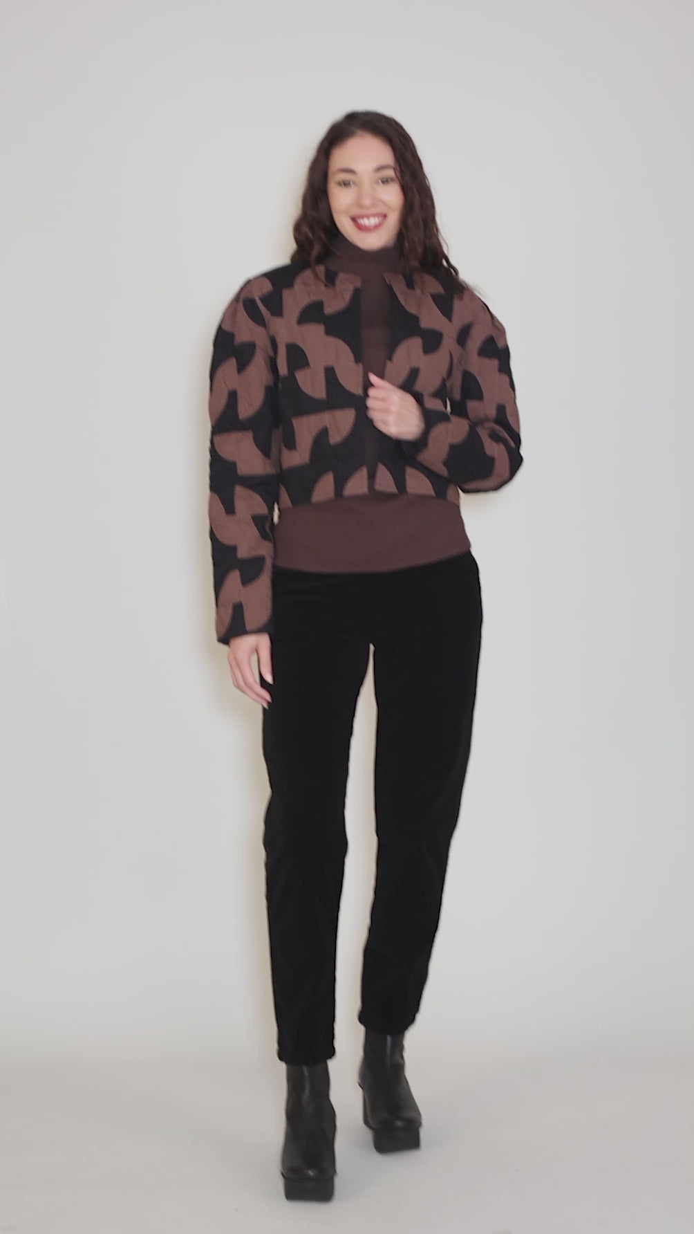 Gloria Jacket, Oak Black Angle 5