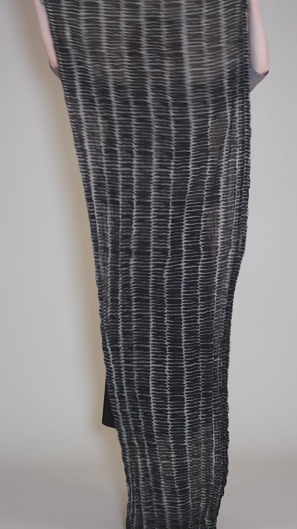 Basket Print Scarf, Black/Gray Angle 3