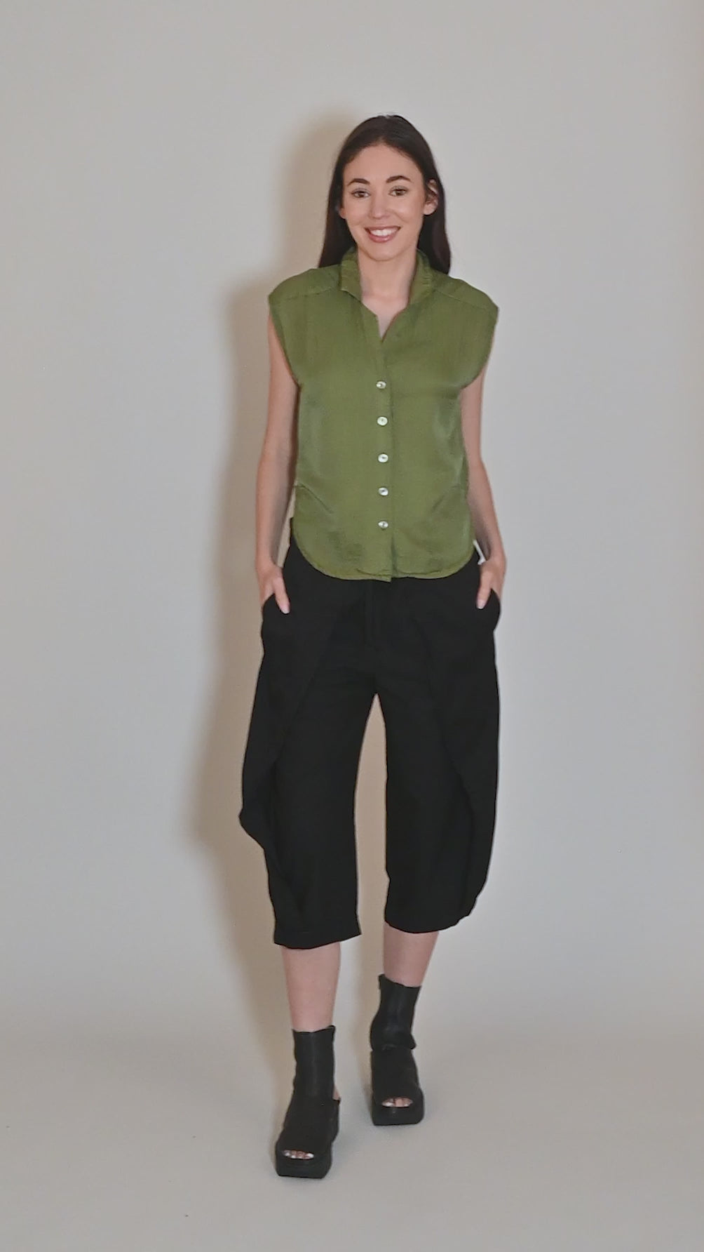 Envelope Pant, Black Angle 5