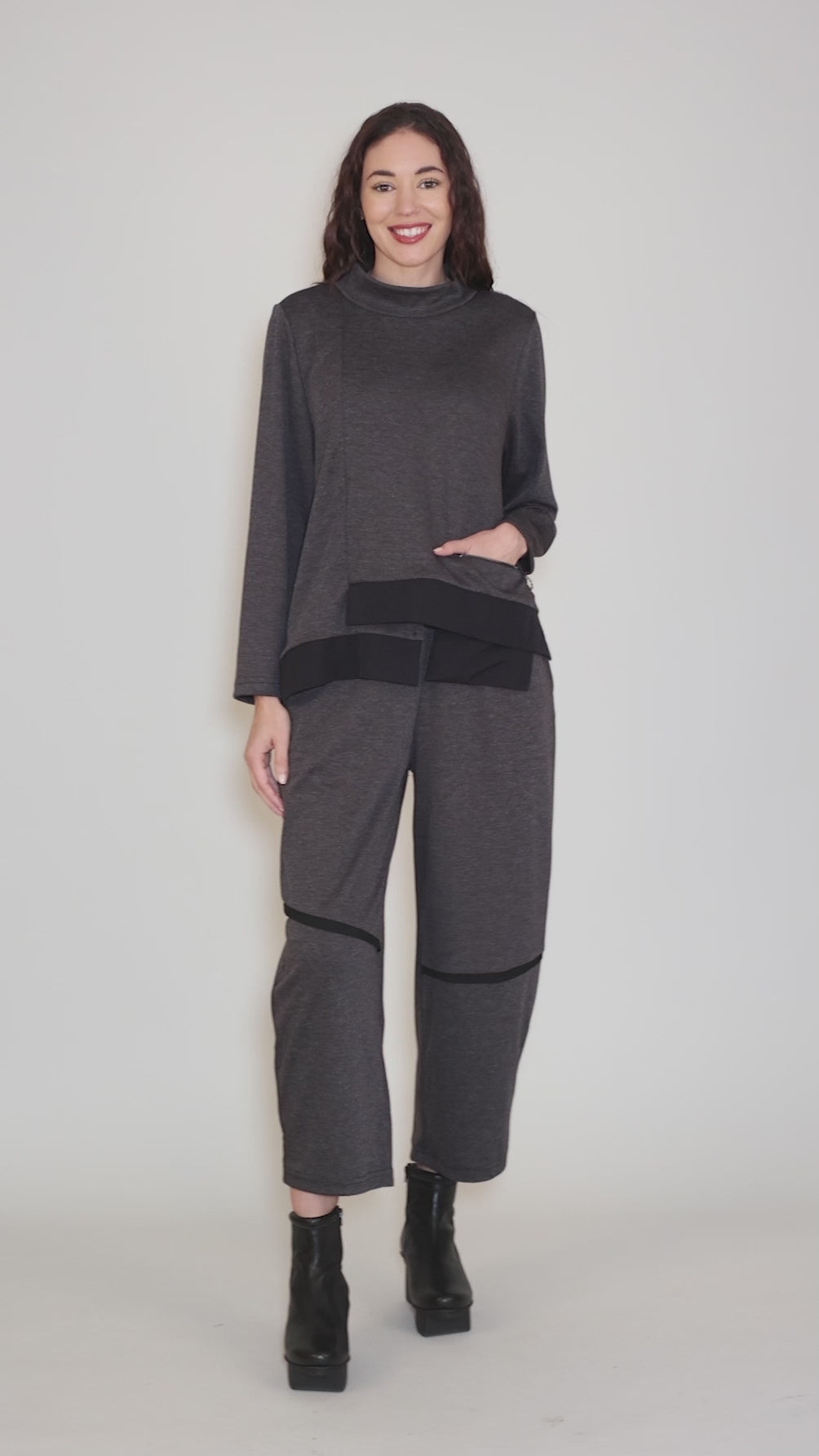 Knit Step Hem Pullover, Gray Angle 5