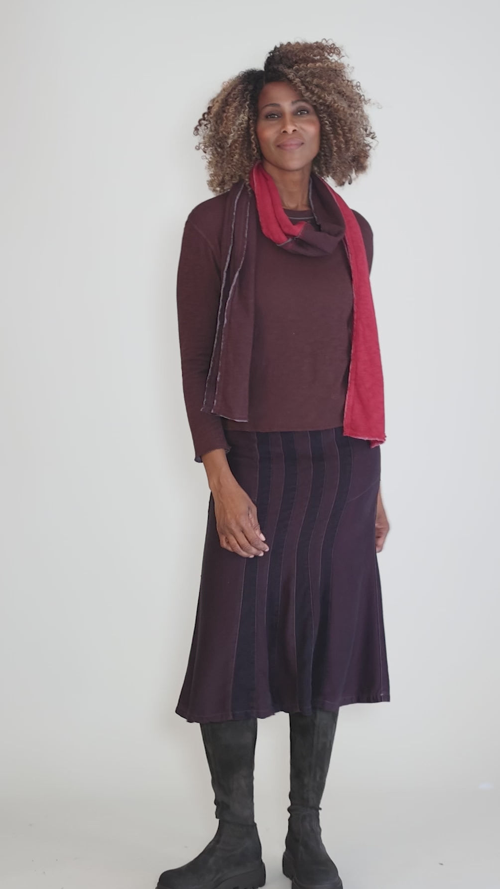 Two-Tone Double-Face Scarf, Pepper/Chicory Angle 3