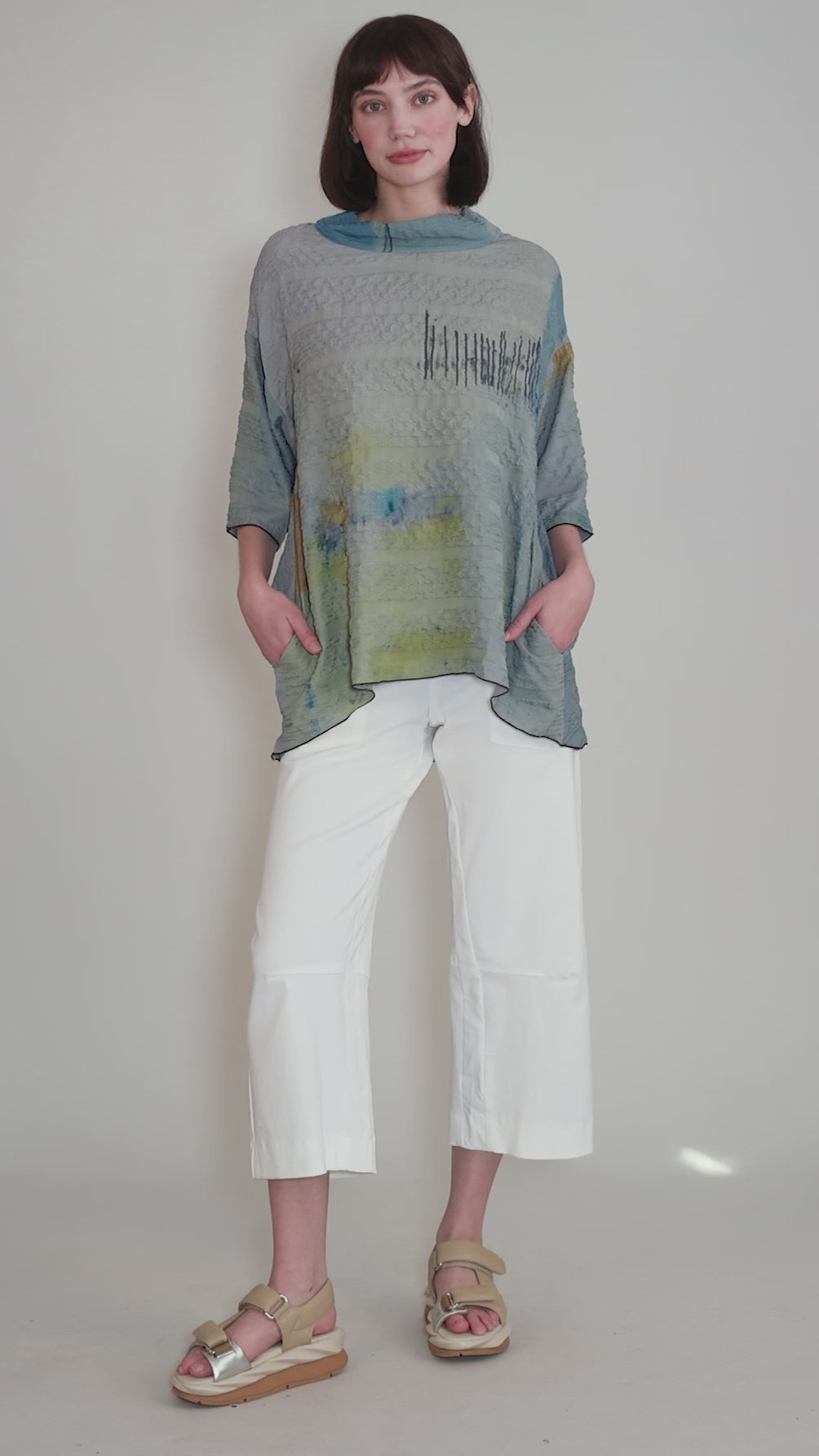 Short Mockneck Tunic, Ochre/Cobalt Angle 5