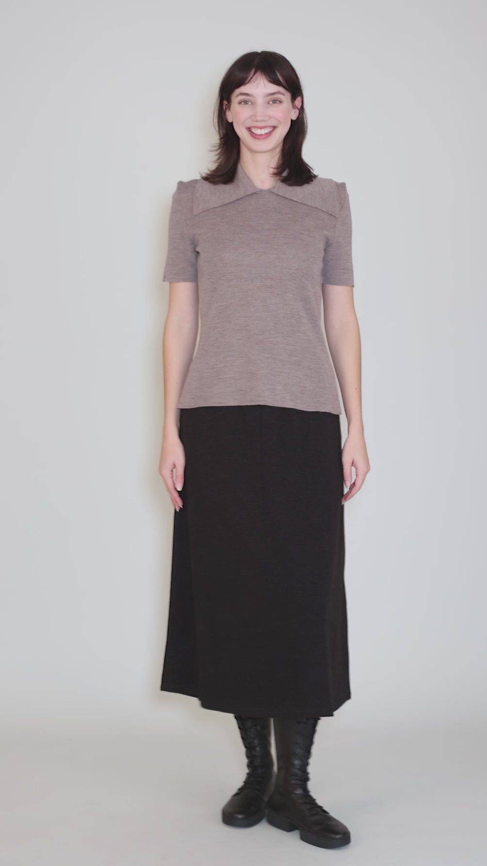 Prim Collar S/S Sweater, Beige Angle 5