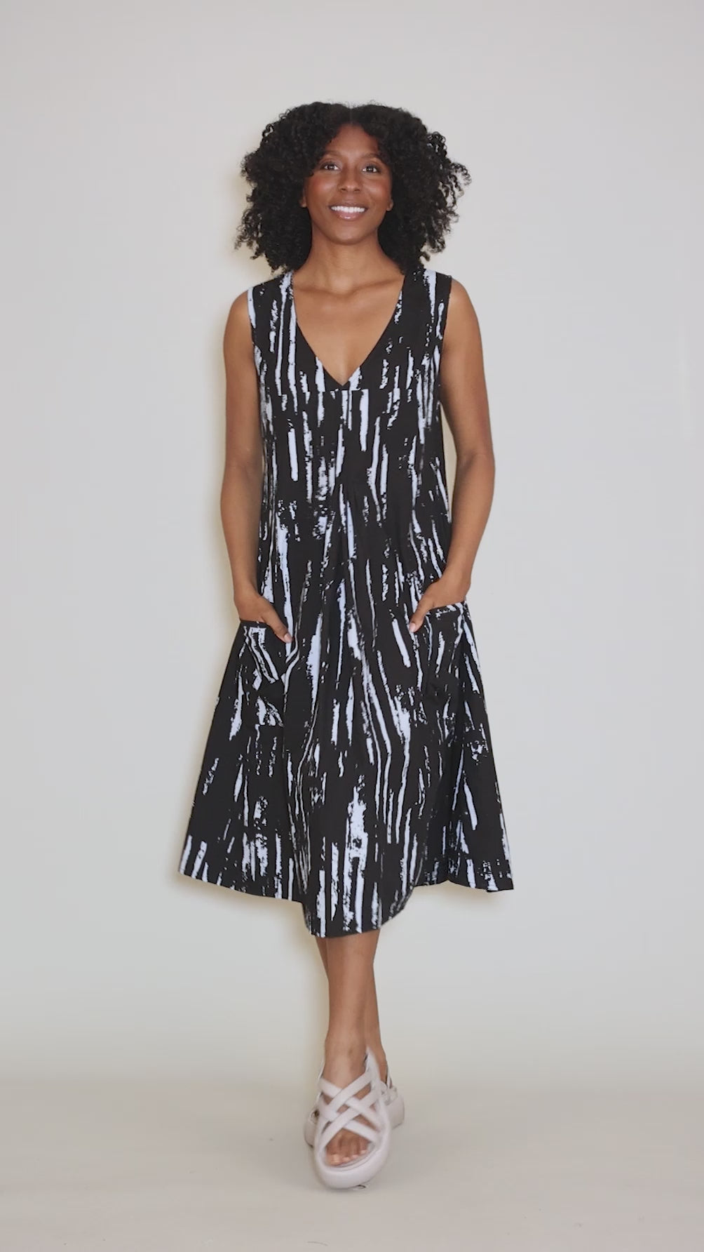 Poppie Airbrush Dress, Black/Gray Angle 5