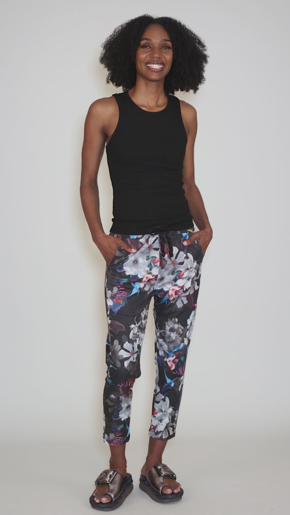 Crew Rib Tank, Black Angle 5