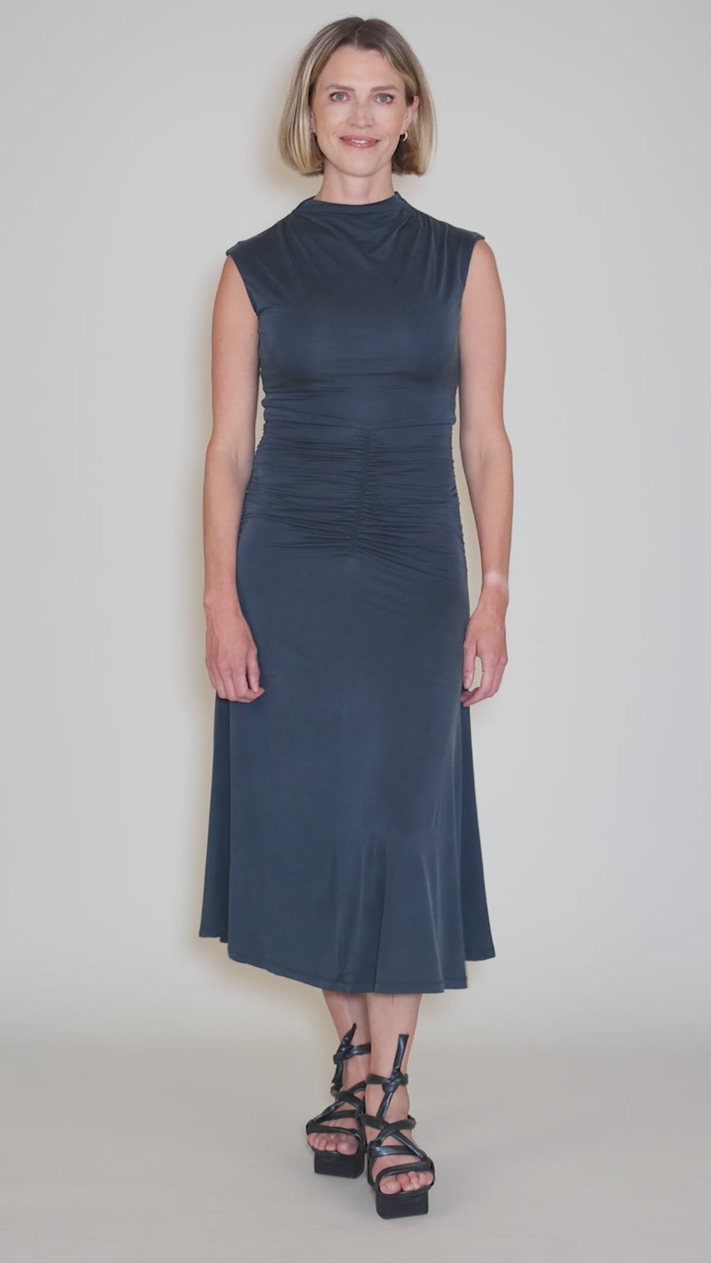 Ritessa Gathered Dress, Paonea Angle 5