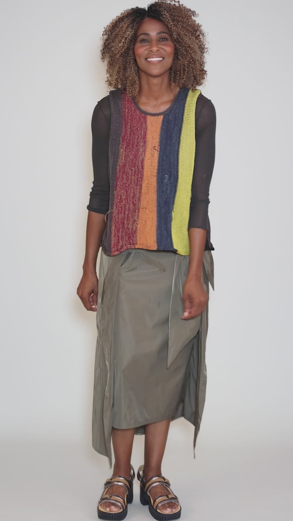 Luna Vest, Yellow Mix Angle 5