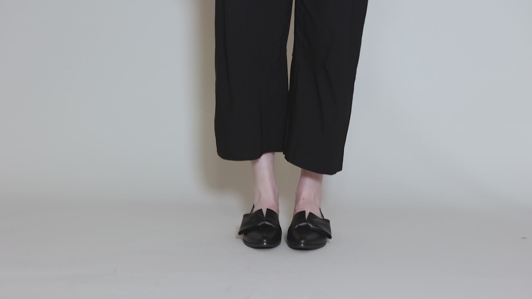 Half Bow D'Orsay, Black Angle 11