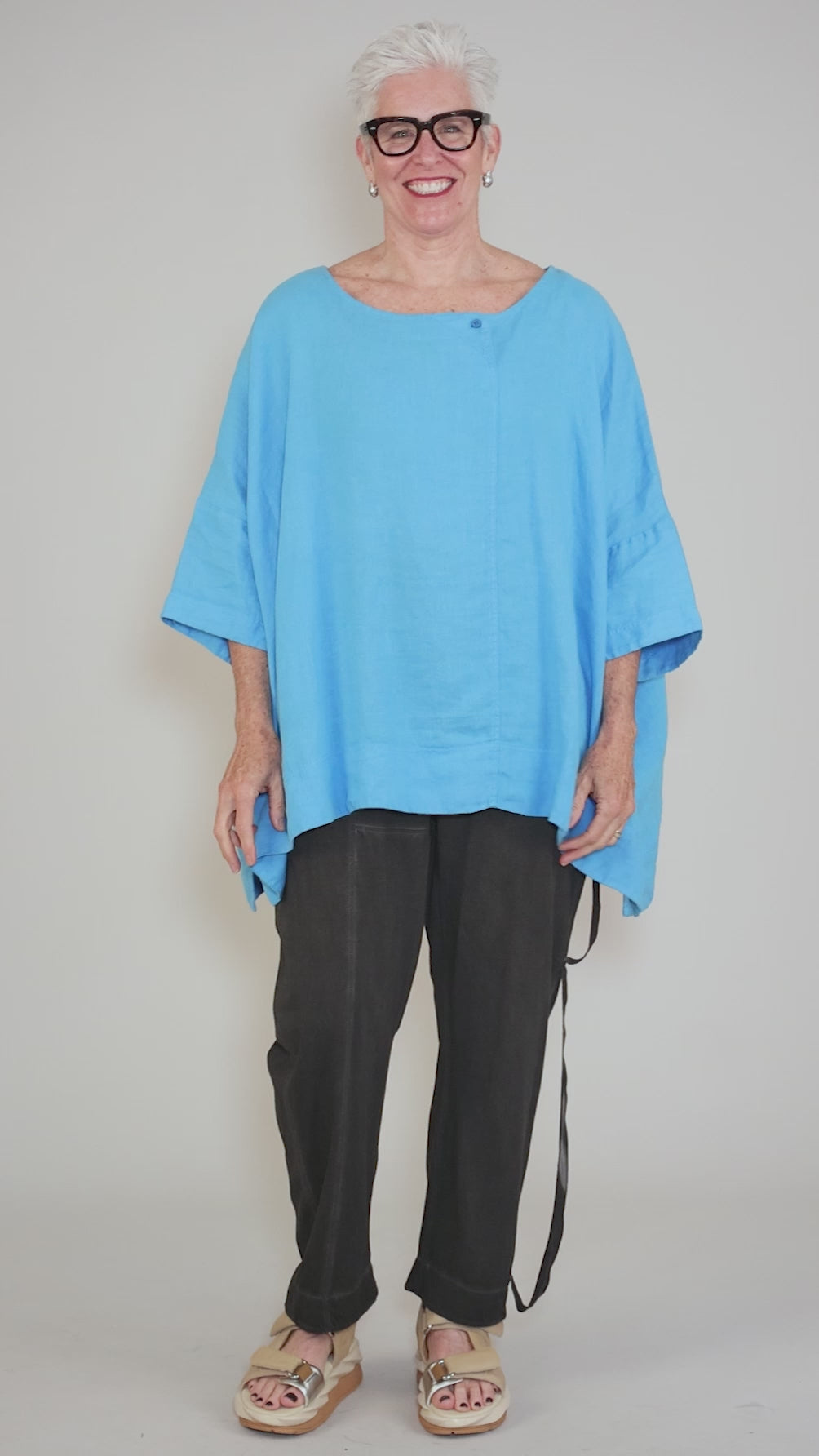 Single Button Linen Oversize Top, Malibu Angle 6