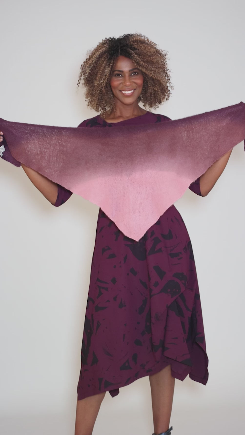 Ombre Bandana, Pinks Angle 3