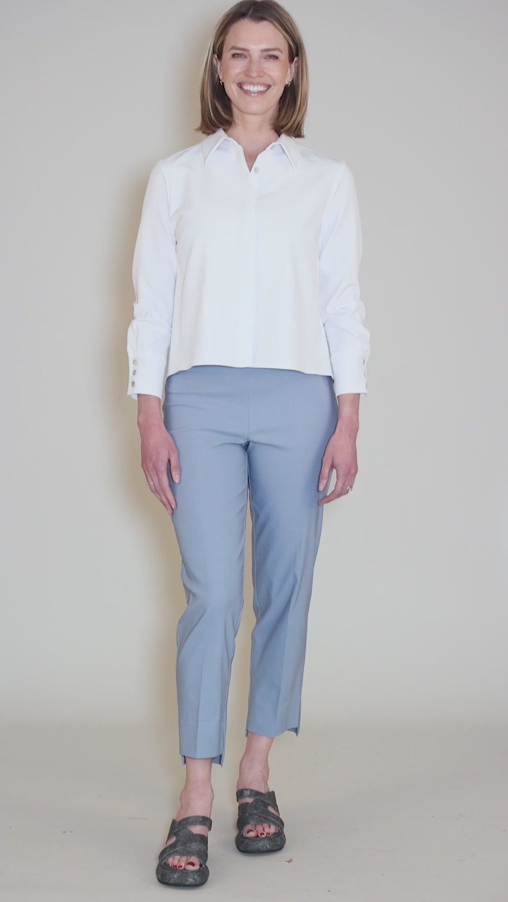 Shorter Pleat-Back Blouse, White Angle 5