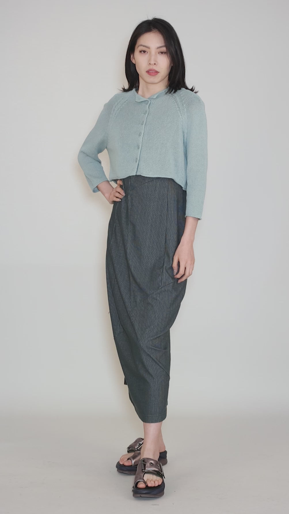 Miz Cole Cardie, Mint Angle 5