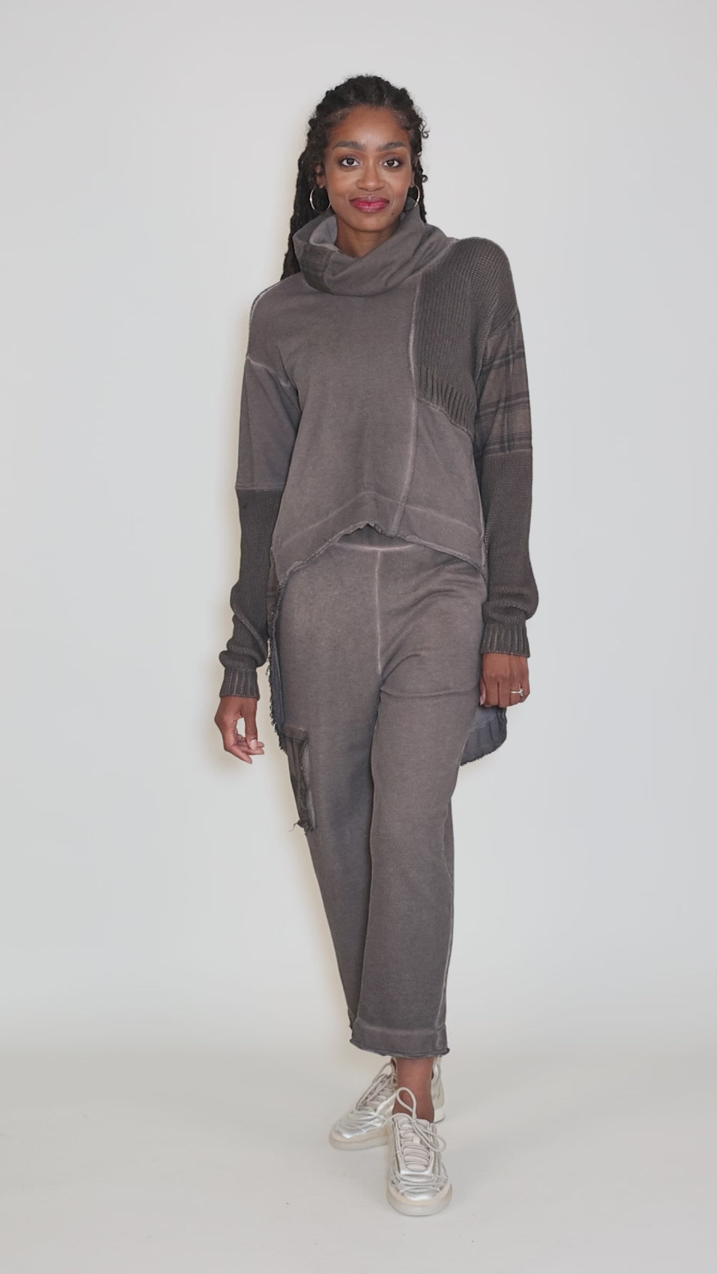 Mozi Pullover, Truffle Old Dye Angle 5
