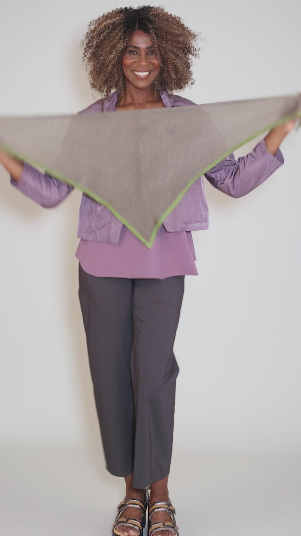 Felted Border Bandana, Copse/Macademia Angle 3