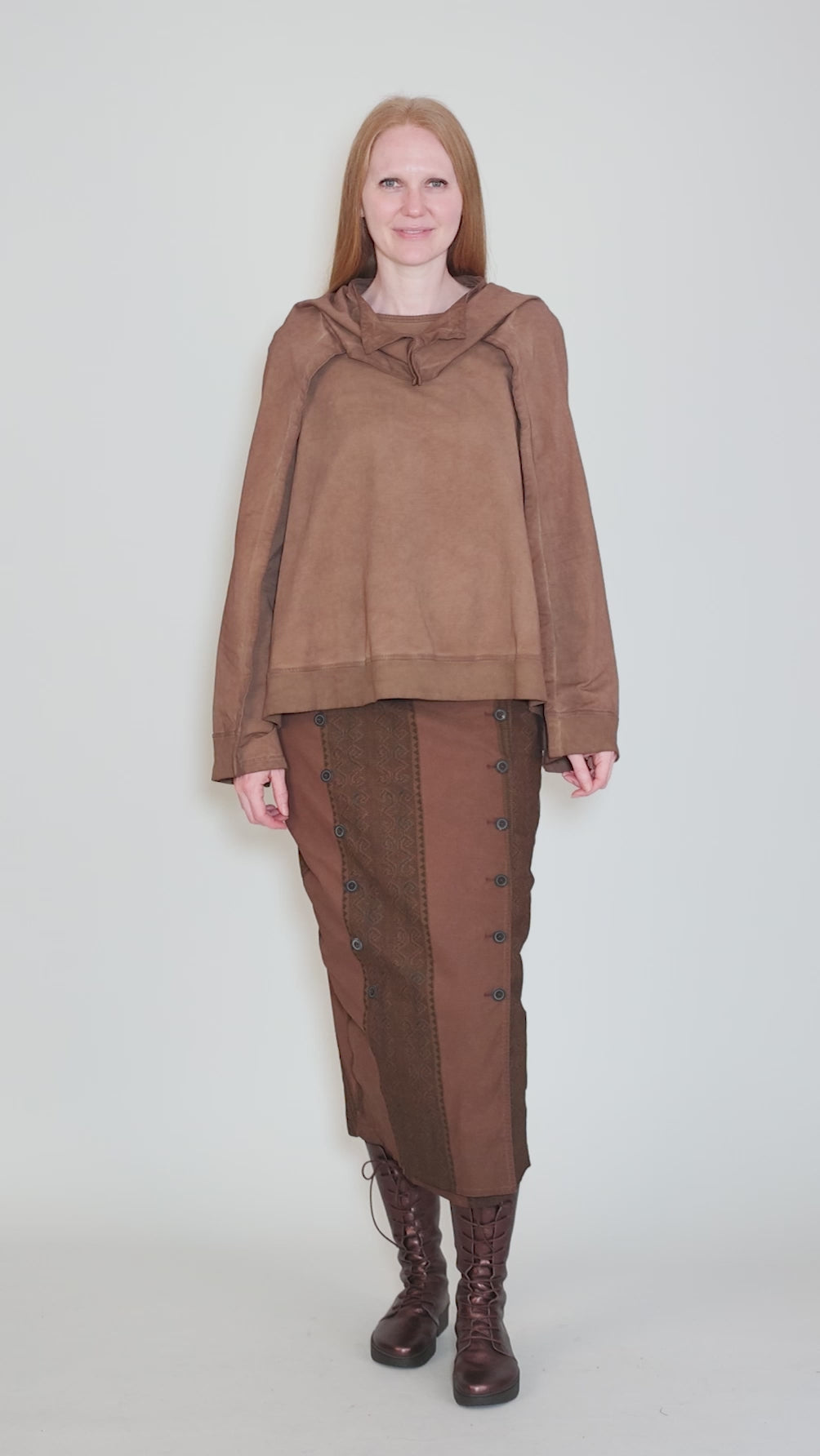Raglan Funnel Top, Terracotta Cloud Angle 5