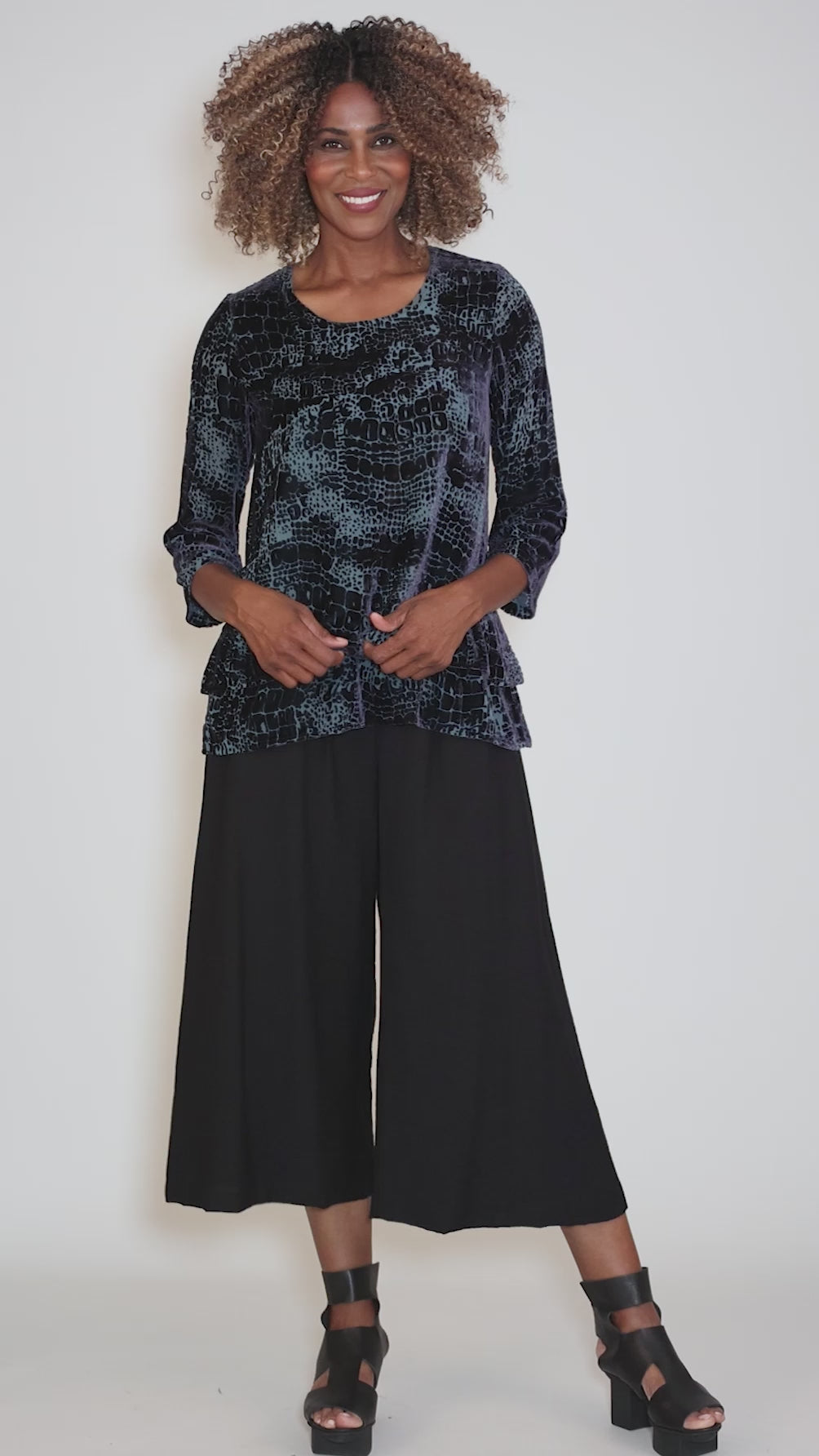 Bari Burnout Blouse, Steel Angle 5