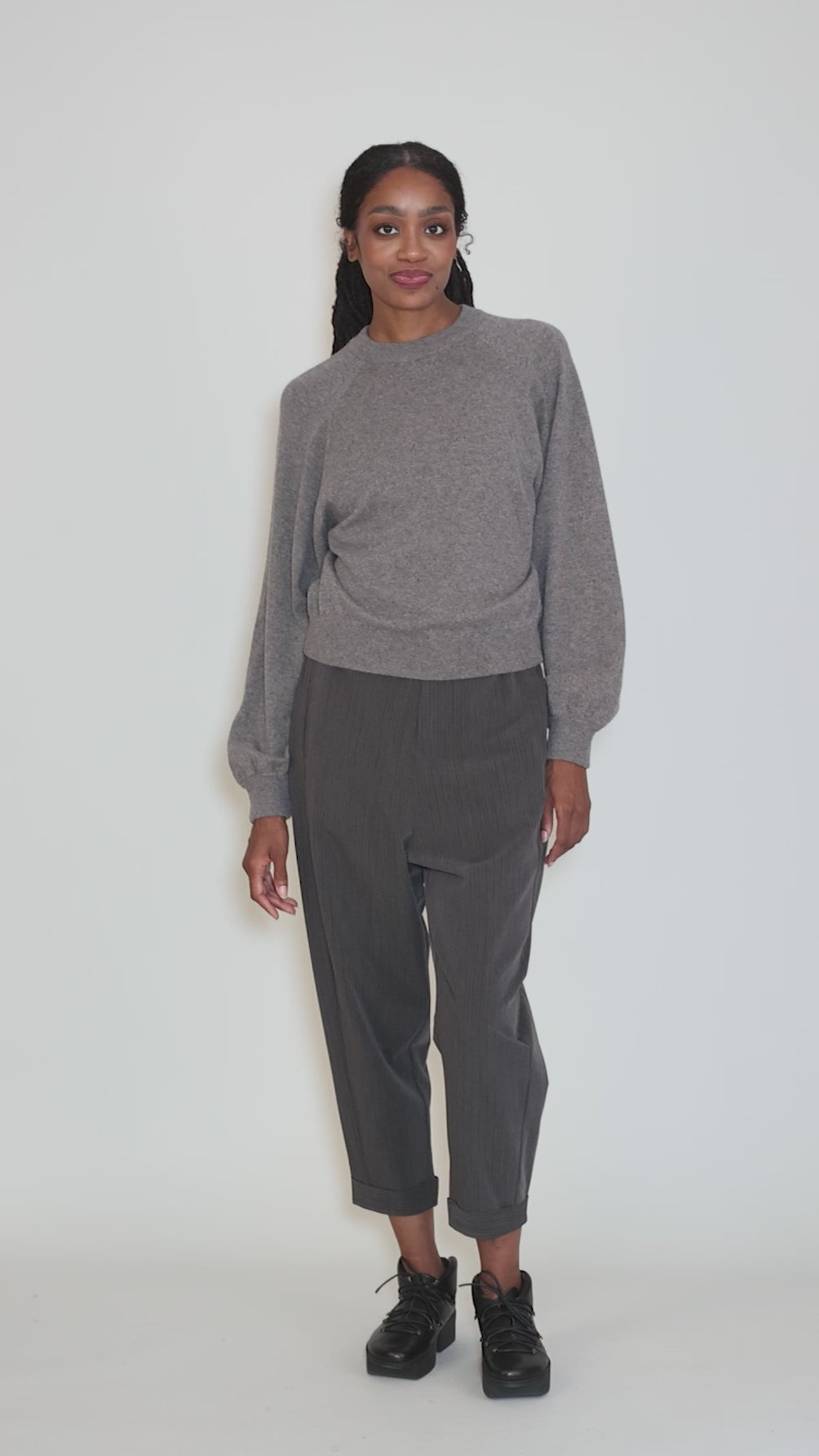 Aiza Cashmere Sweatshirt, Moleskin Angle 5