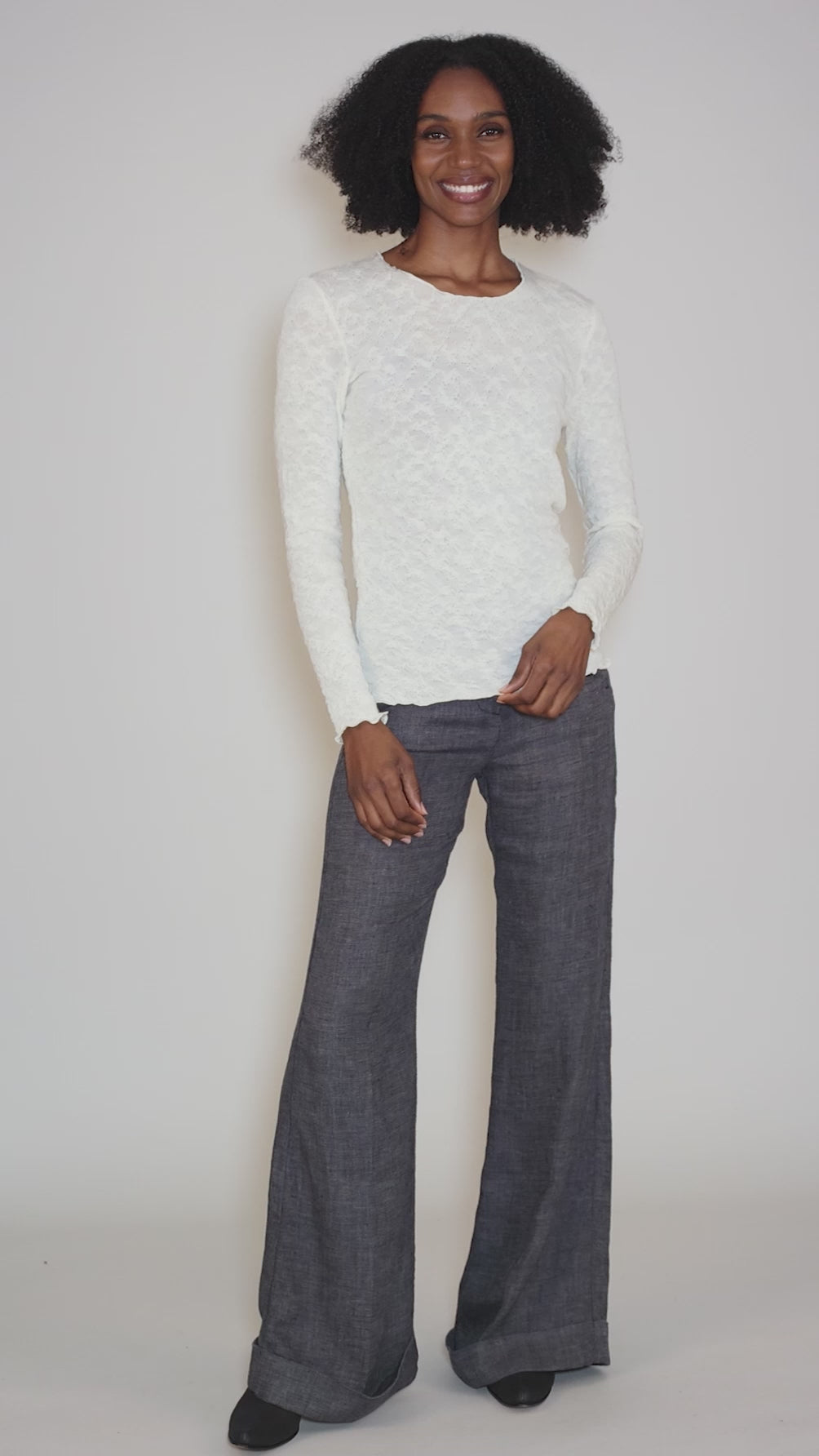 Bubble Wool Round-Neck Pullover, Raw White Angle 5