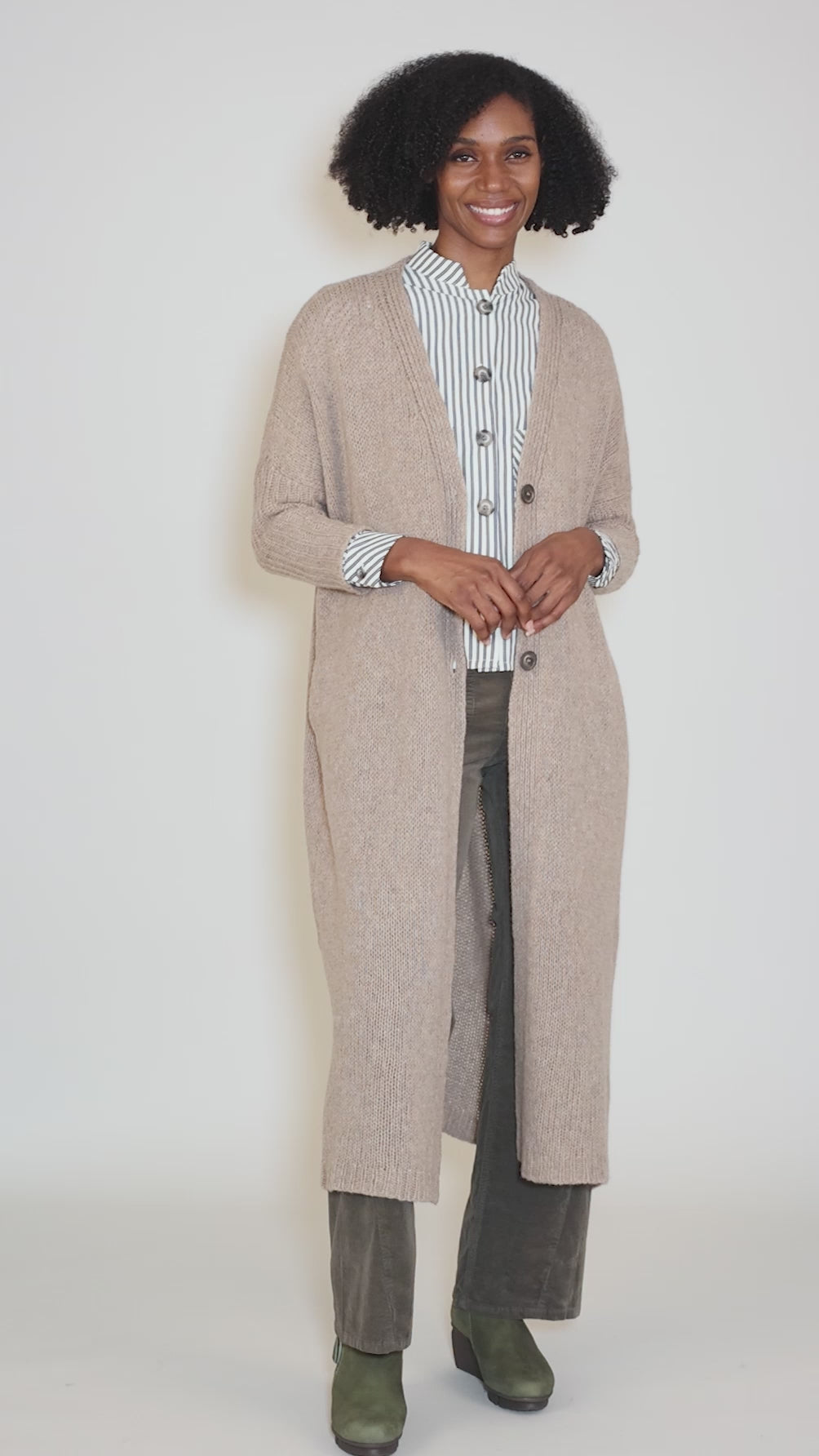 Jade Long Cardigan, Cardboard Angle 5