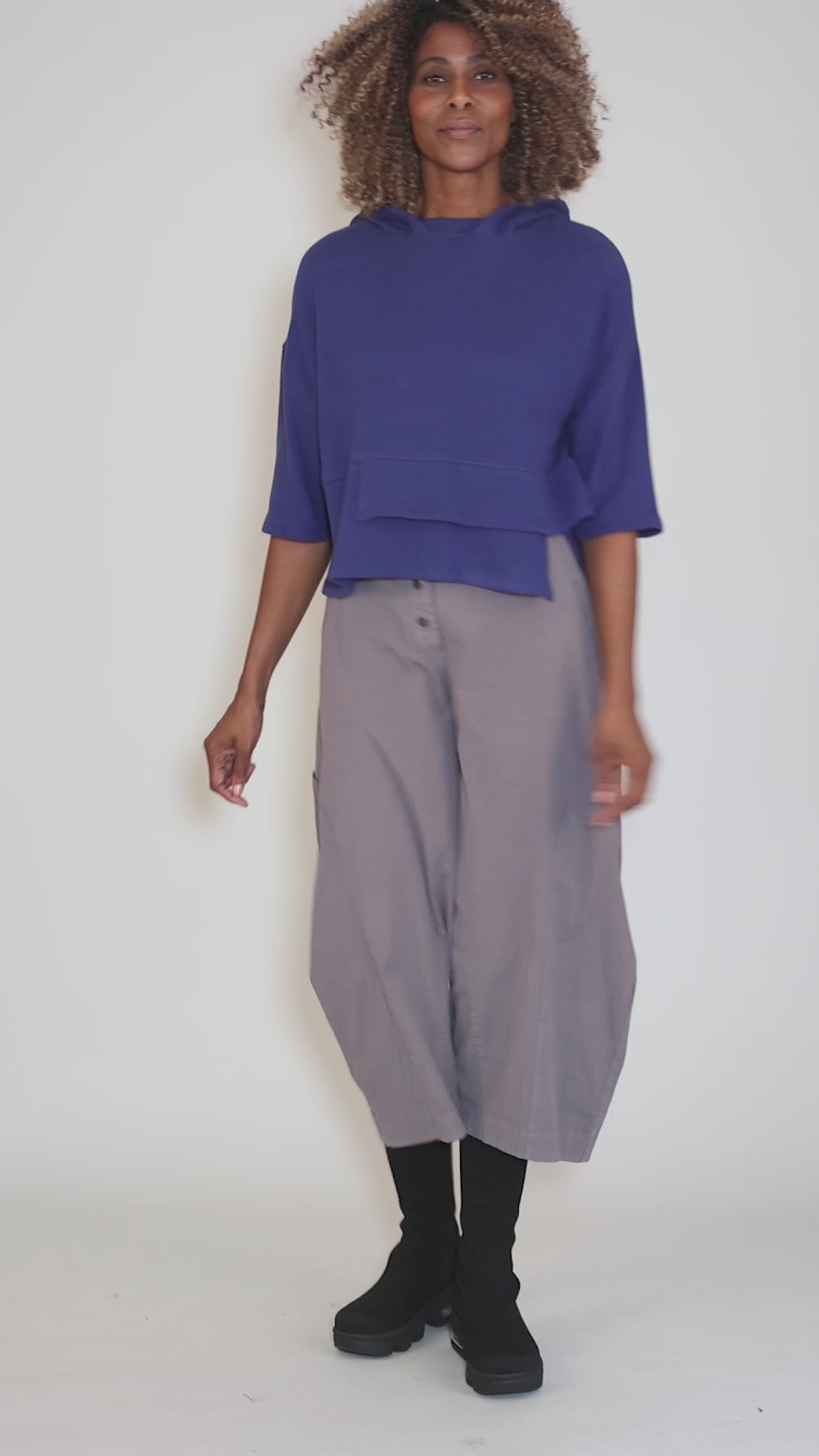 Vibrant Hooded Sweater, Azure Angle 5