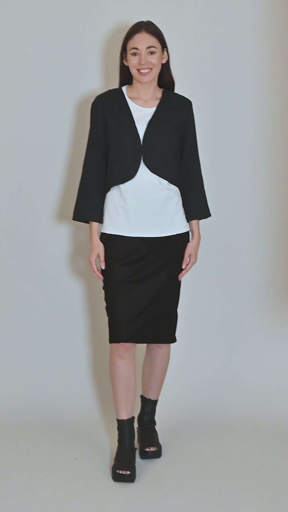 Cotton Gauze Bolero, Black Angle 5
