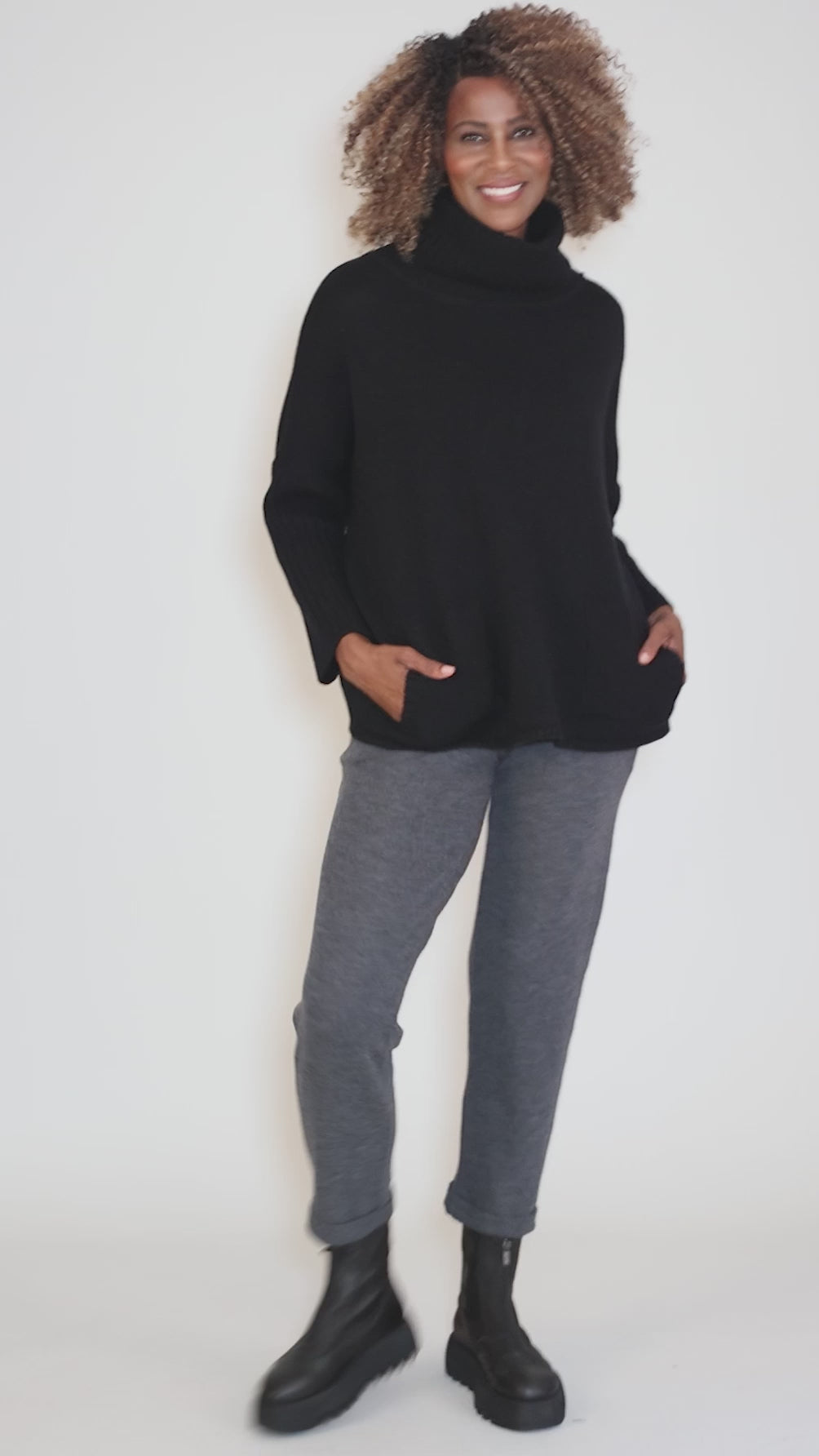 Adela Sweater, Black Angle 5