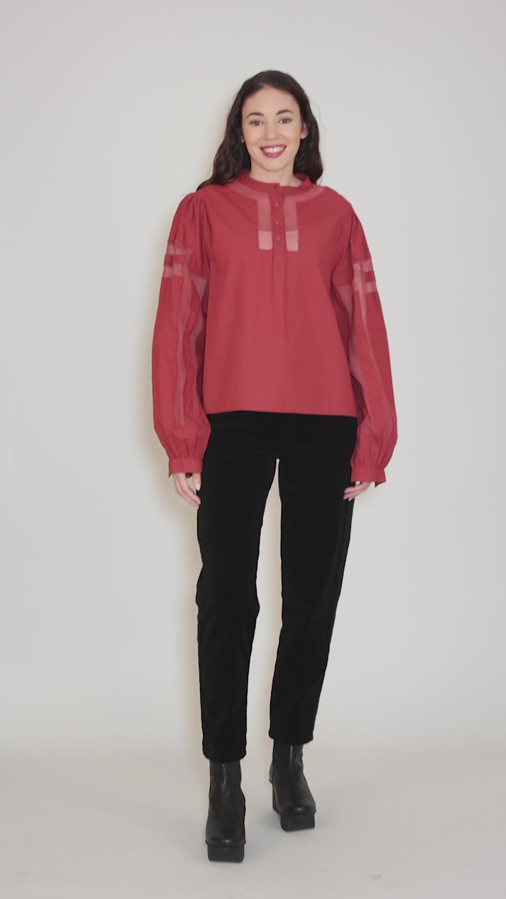 Patricia Top, Red Pear Angle 5