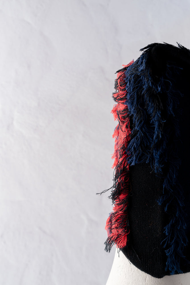 Moyuru Fringe Detail Socks, Navy and Red 