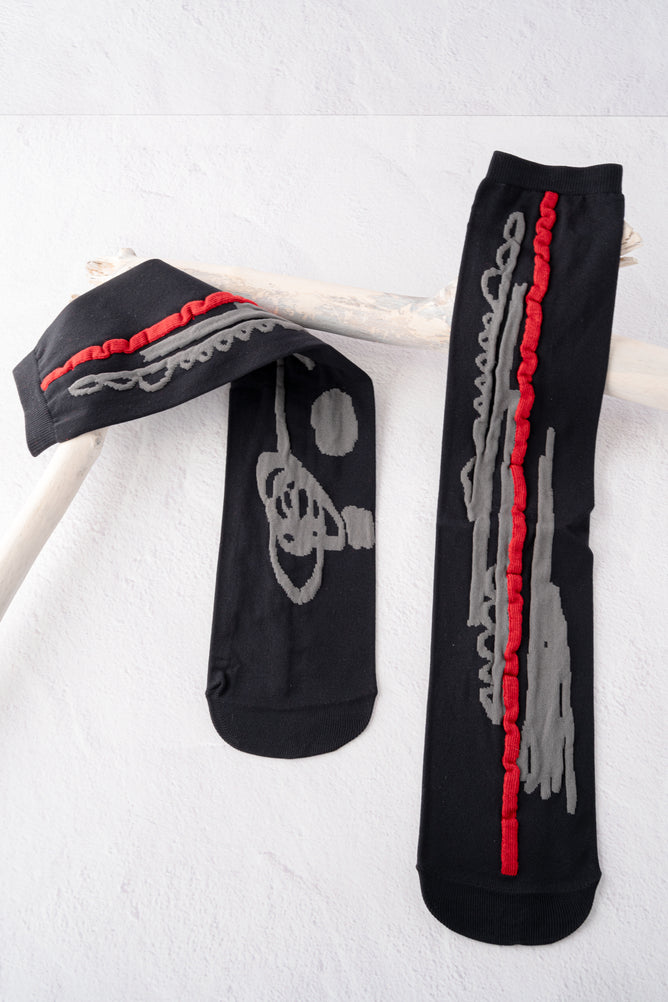 Moyuru Moy Stripe It Sock, Black and Red 
