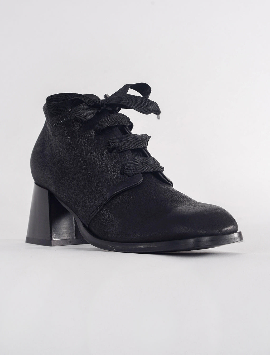 All Black Square Signora Shoe, Black 