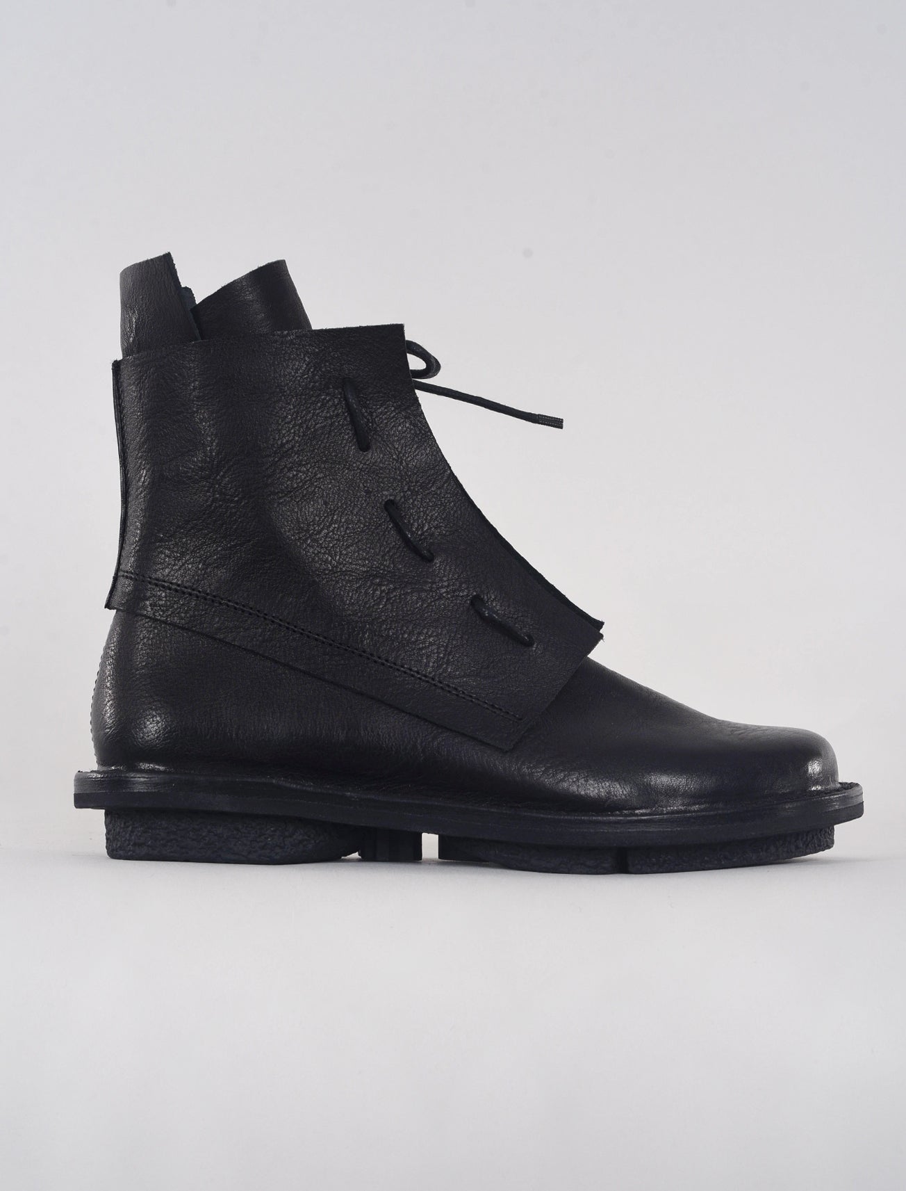 Trippen Shoes Solid Closed Boot, Black Waw 