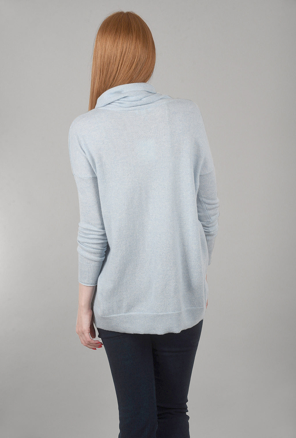 Kinross Cashmere Exposed-Seam Cowl Sweater, Haze 