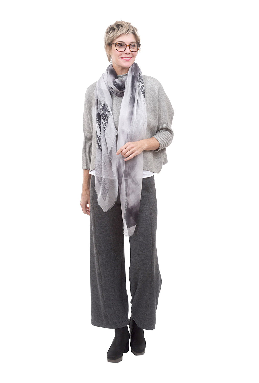 Blue Pacific New York 1916 Scarf, Gray One Size Gray