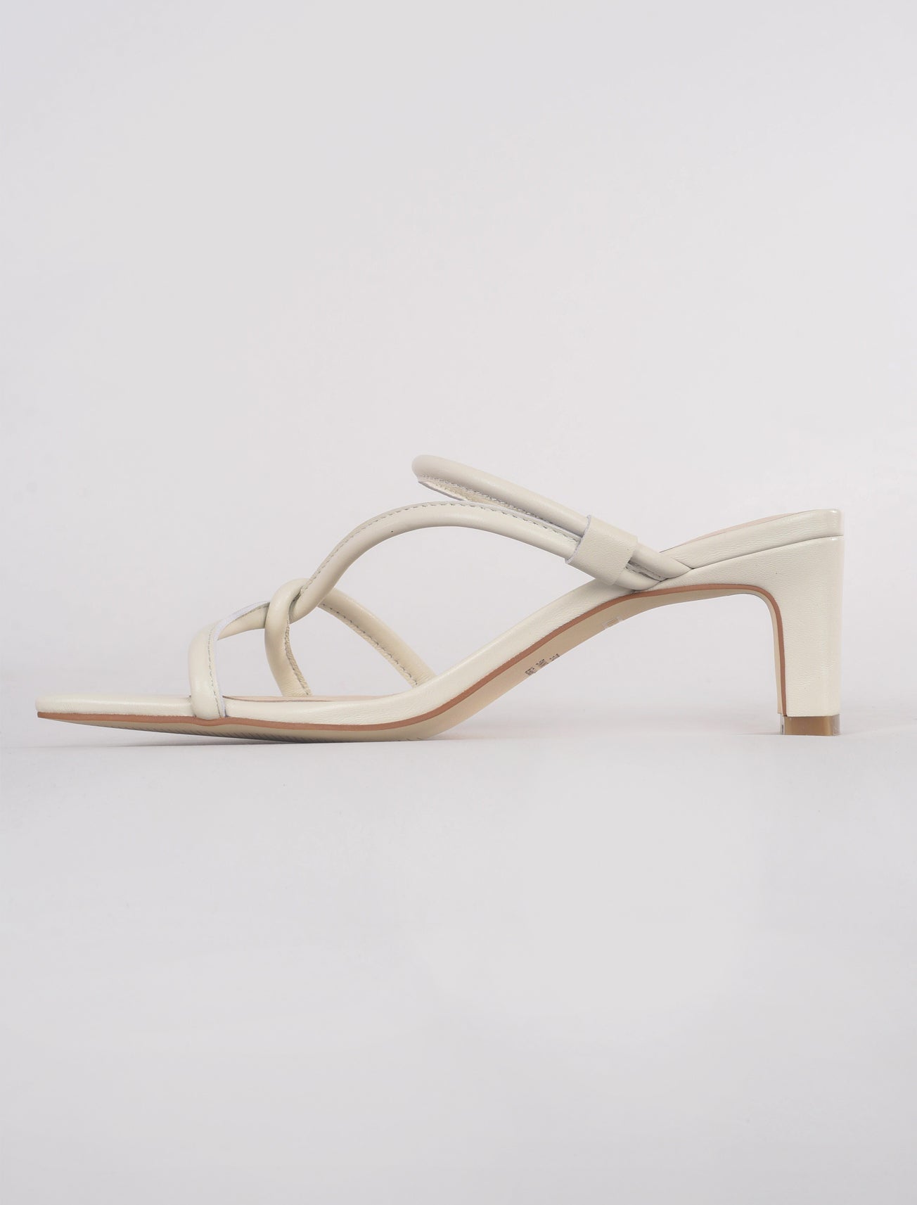 Intentionally Blank Willow Sandal, Cream 